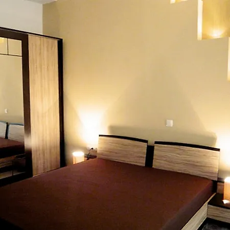Marrinella Apartment *